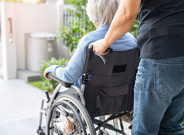 Comfort-Human-One-on-One-Social-Cargiving